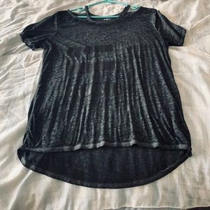 SO perfect tee. Dark Gray. Large women’s Tee shirt